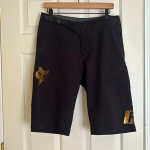 Men’s Fox mountain bike shorts